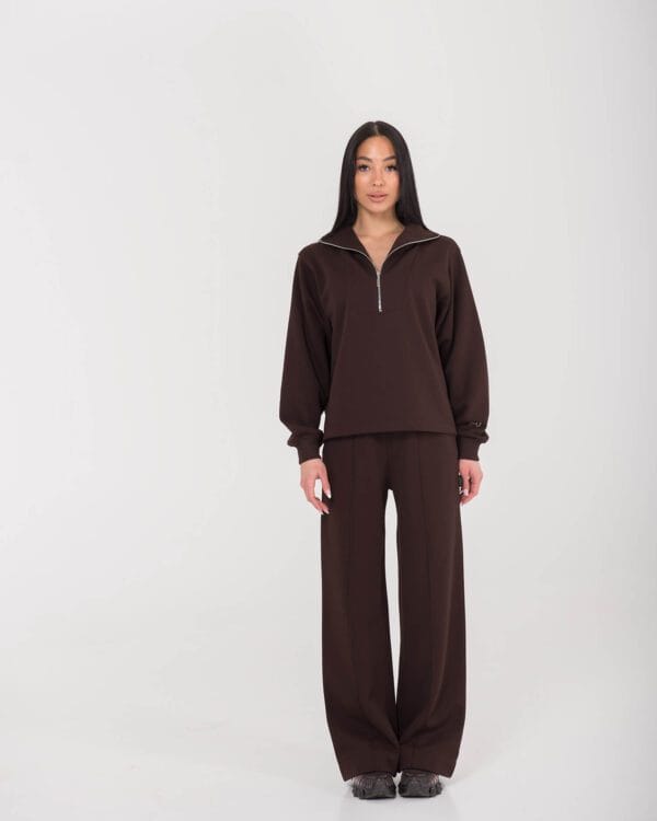 rudas laisvalaikio kostiumas moterims su uztrauktuku