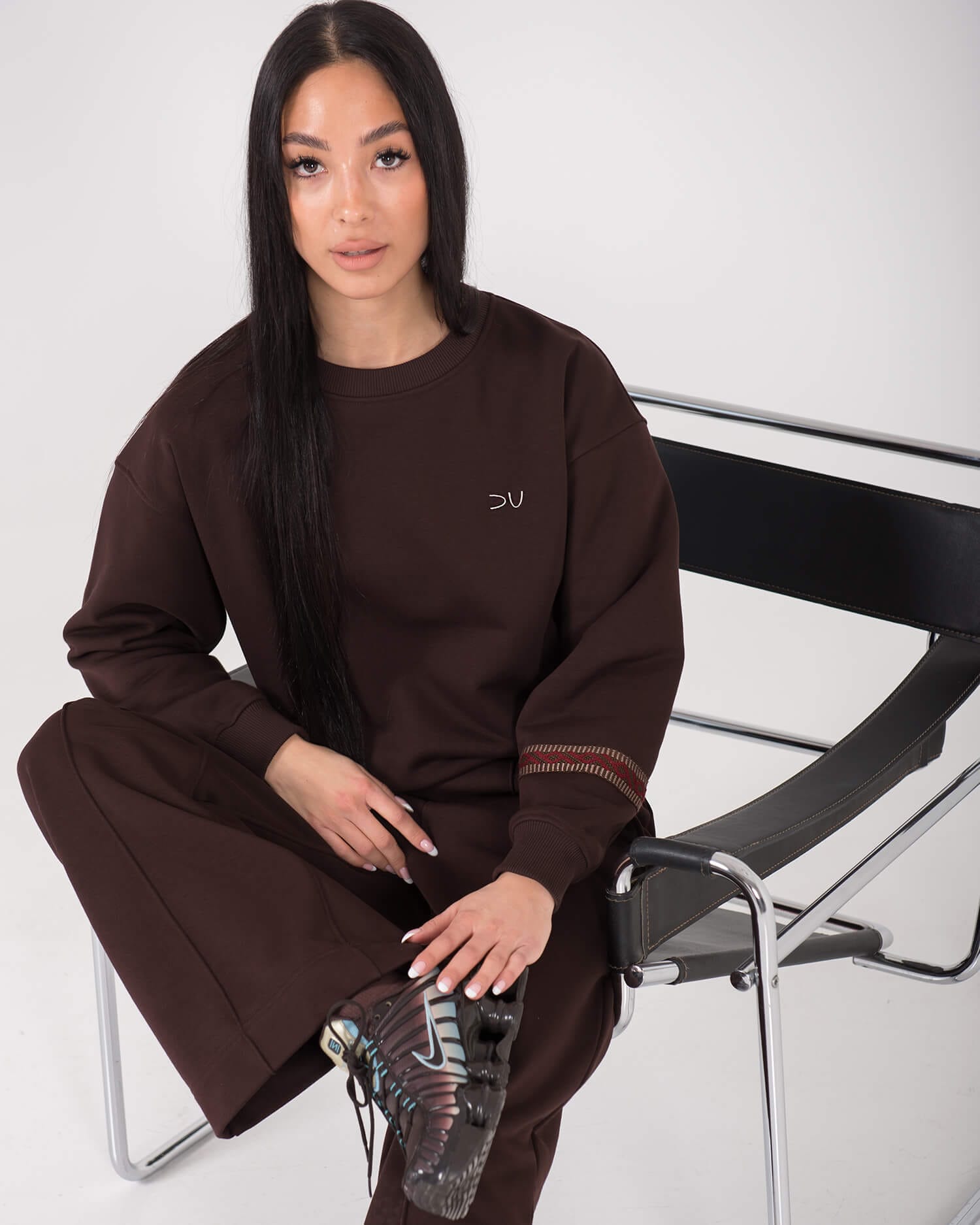 rudas džemperis su austa tautine juosta