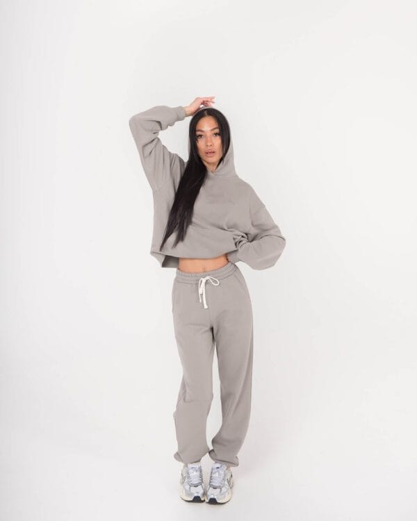 Pilkos laisvalaikio kelnės moterims