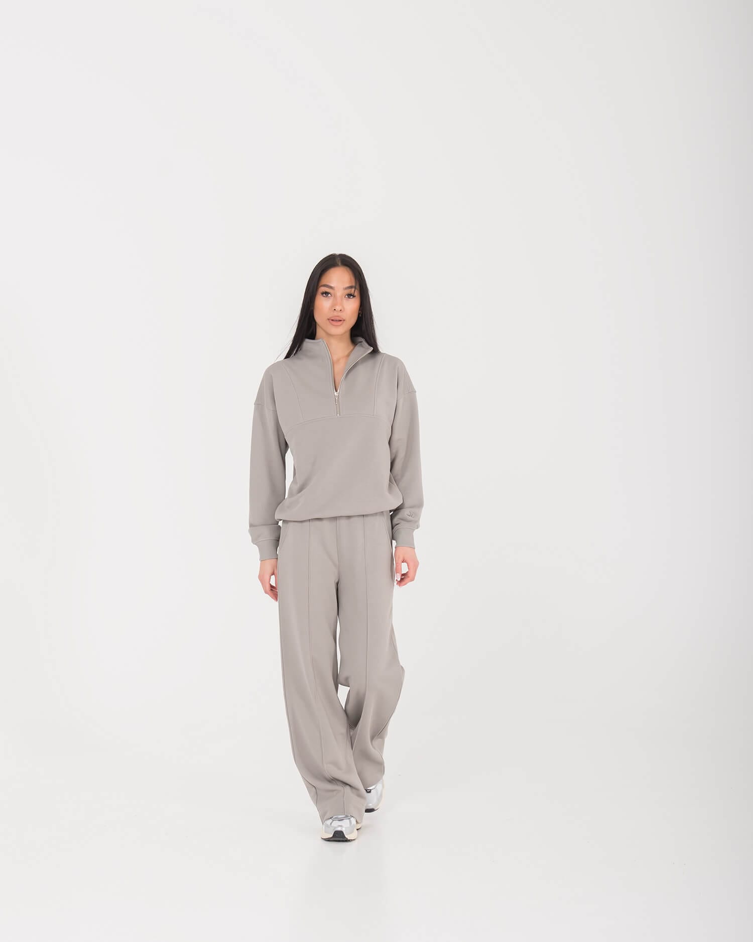 Laisvalaikio kostiumas moterims VESTA / Pilkas - Image 4