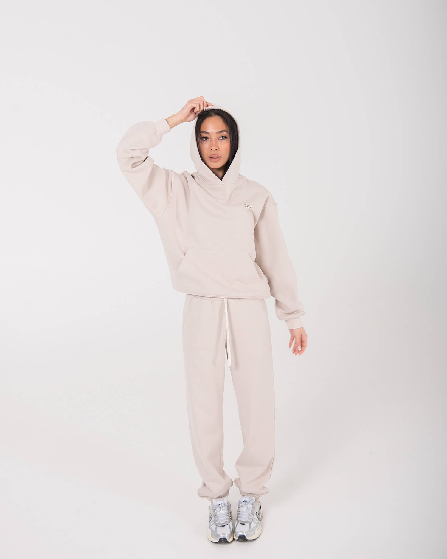 Laisvalaikio kostiumas moterims ELA / CREAM - Image 7