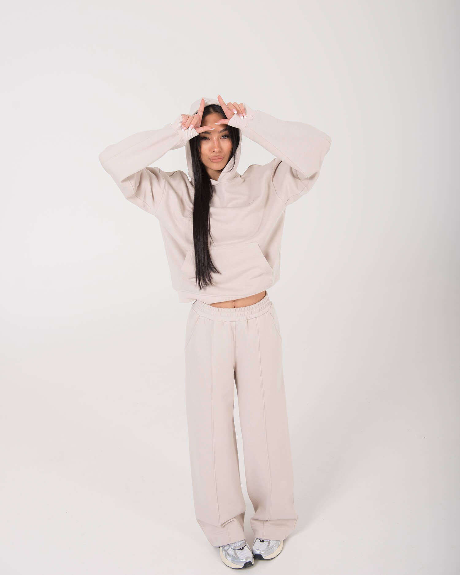 Plačios laisvalaikio kelnės moterims su kantu LUNA / Cream - Image 7