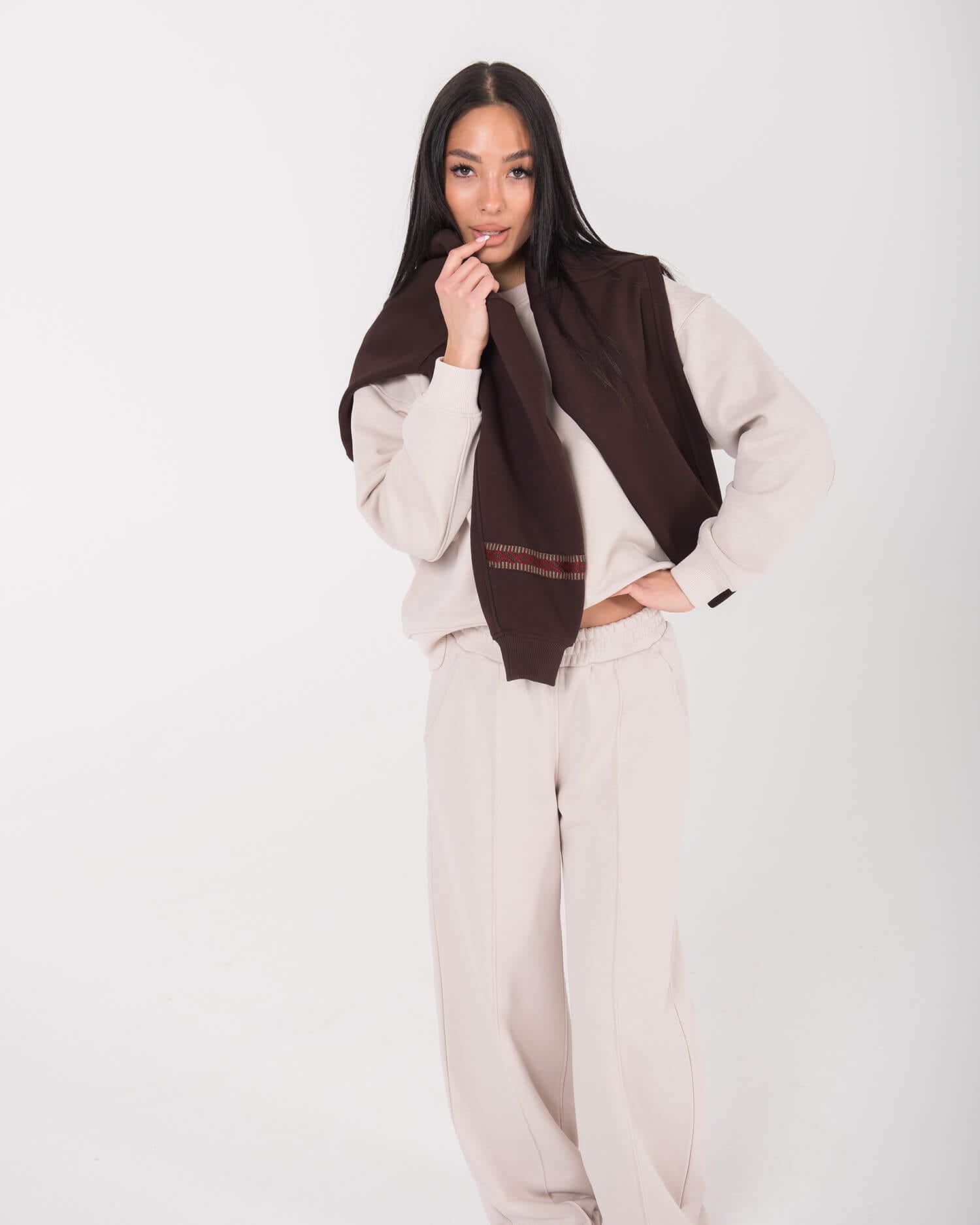 Minimalistinis džemperis moterims / Cream - Image 2