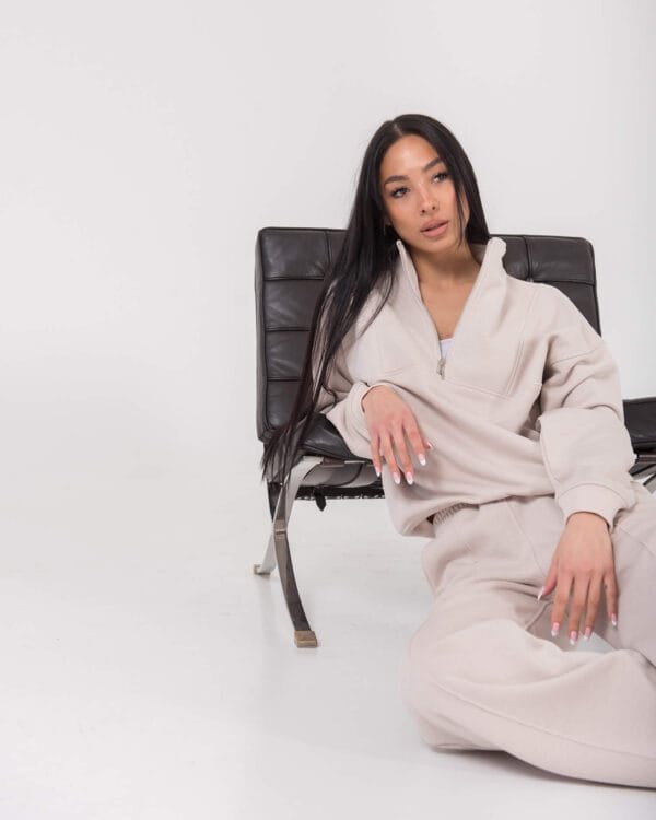 vasariškas džemperis su užtrauktuku moterims