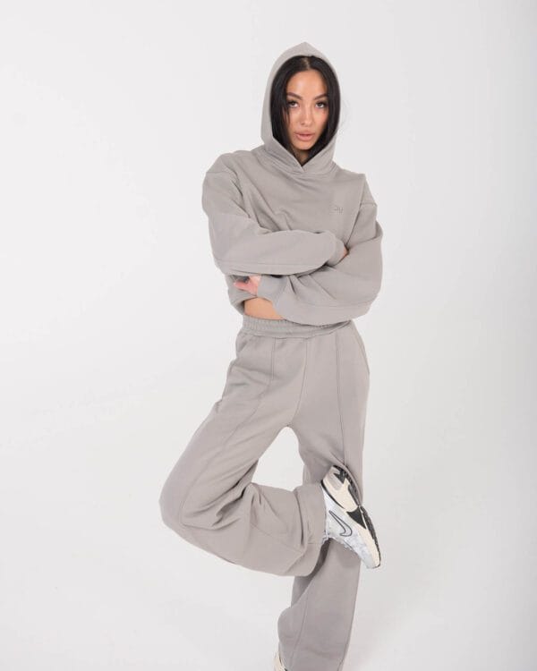 Unisex dzemperis su gobtuvu pilkas