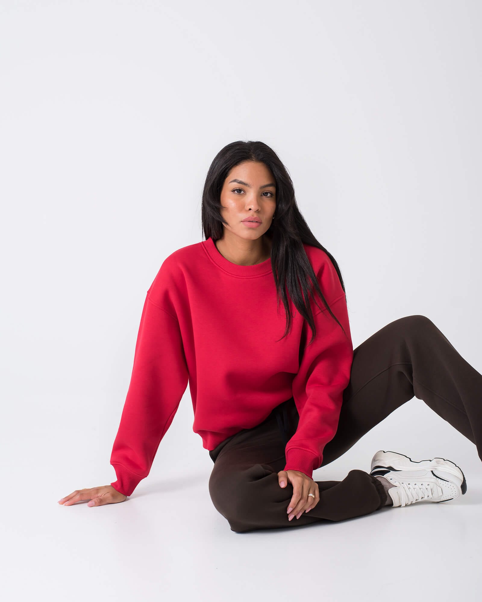 Minimalistinis džemperis moterims / Raudonas - Image 6