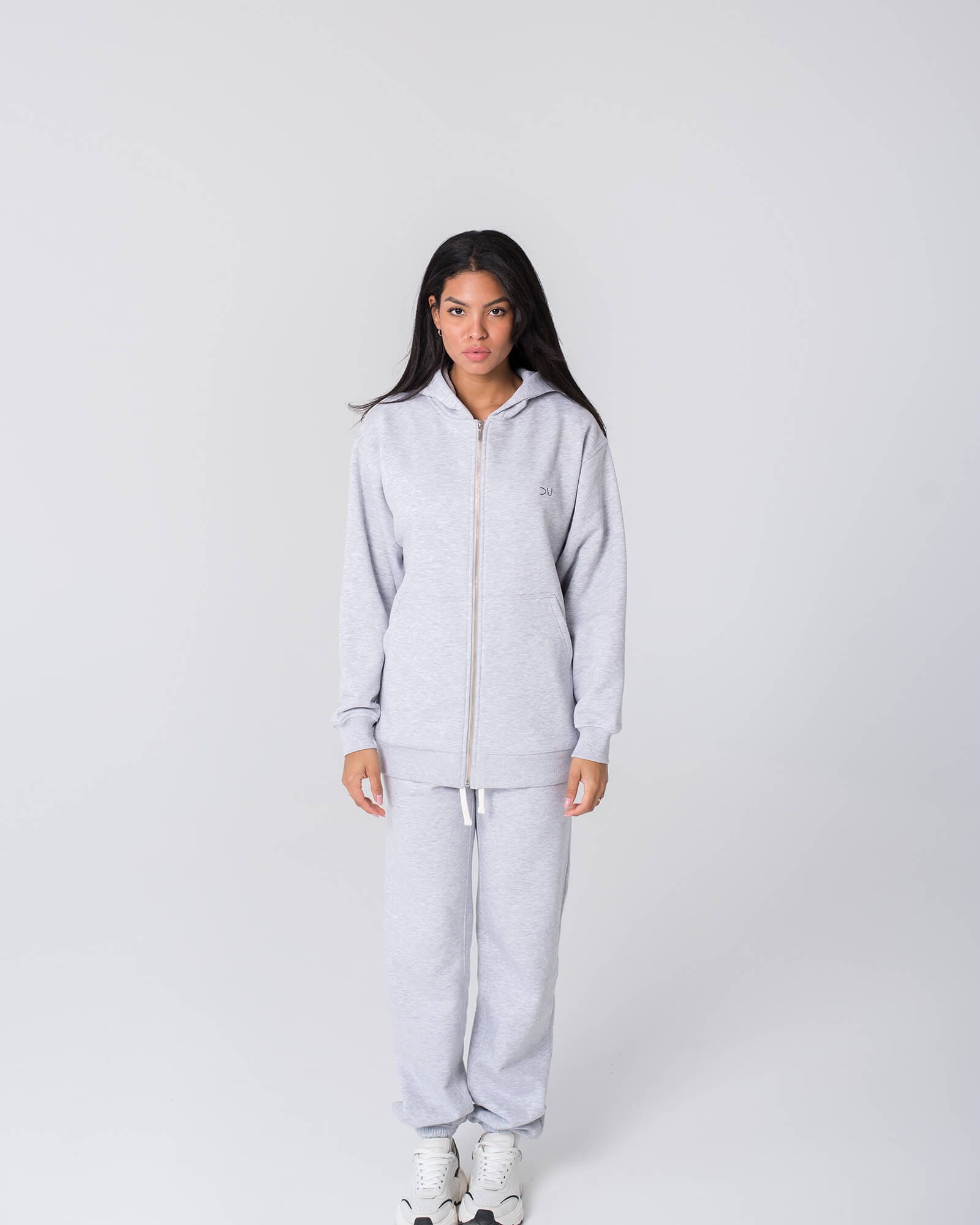 ilgas pilkos spalvos džemperis su užtrauktuku