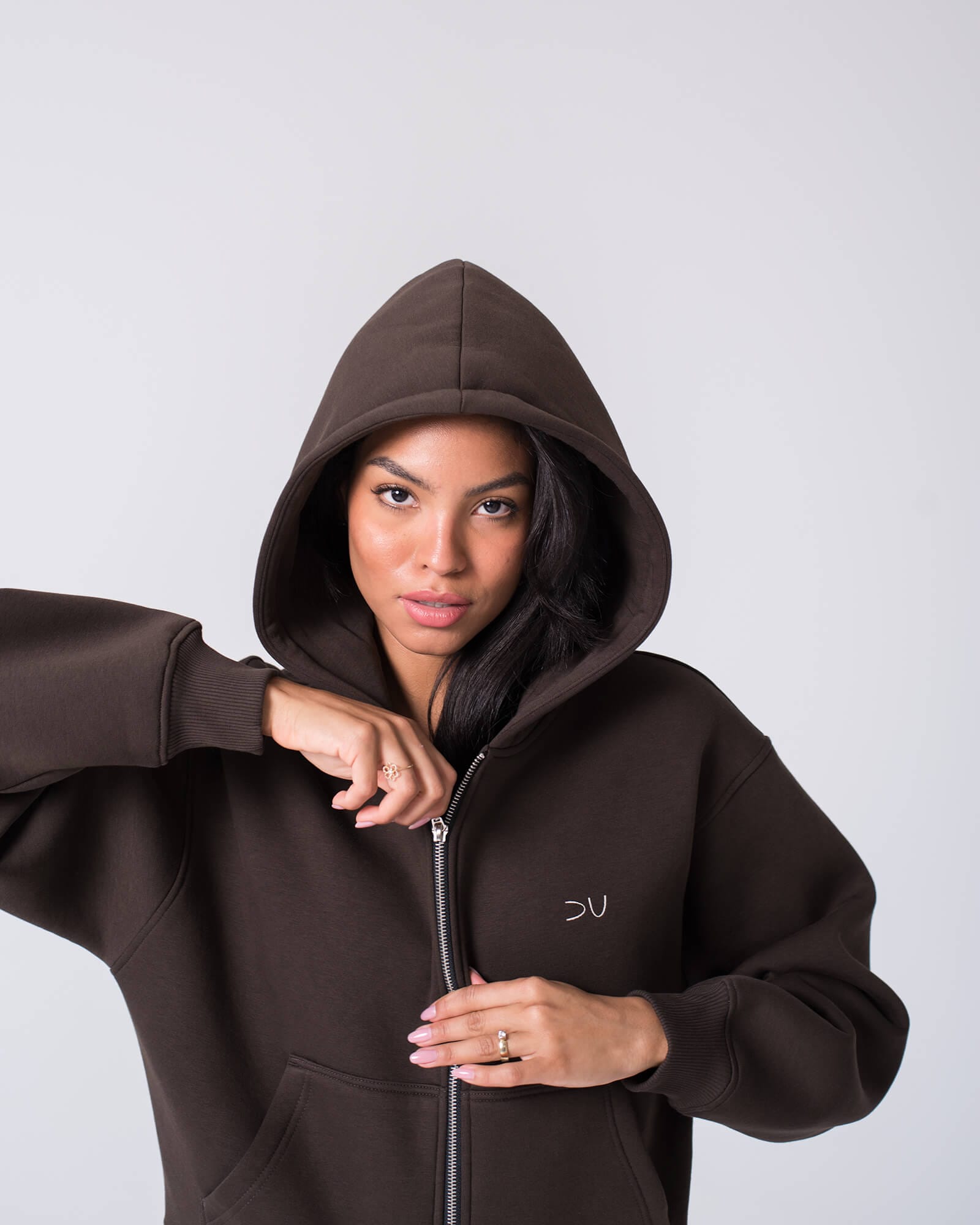 Džemperis su užtrauktuku ir gobtuvu / Espresso - Image 7