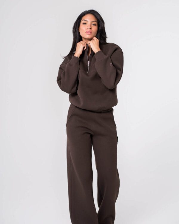 Rudas laisvalaikio kostiumas moterims su uztrauktuku